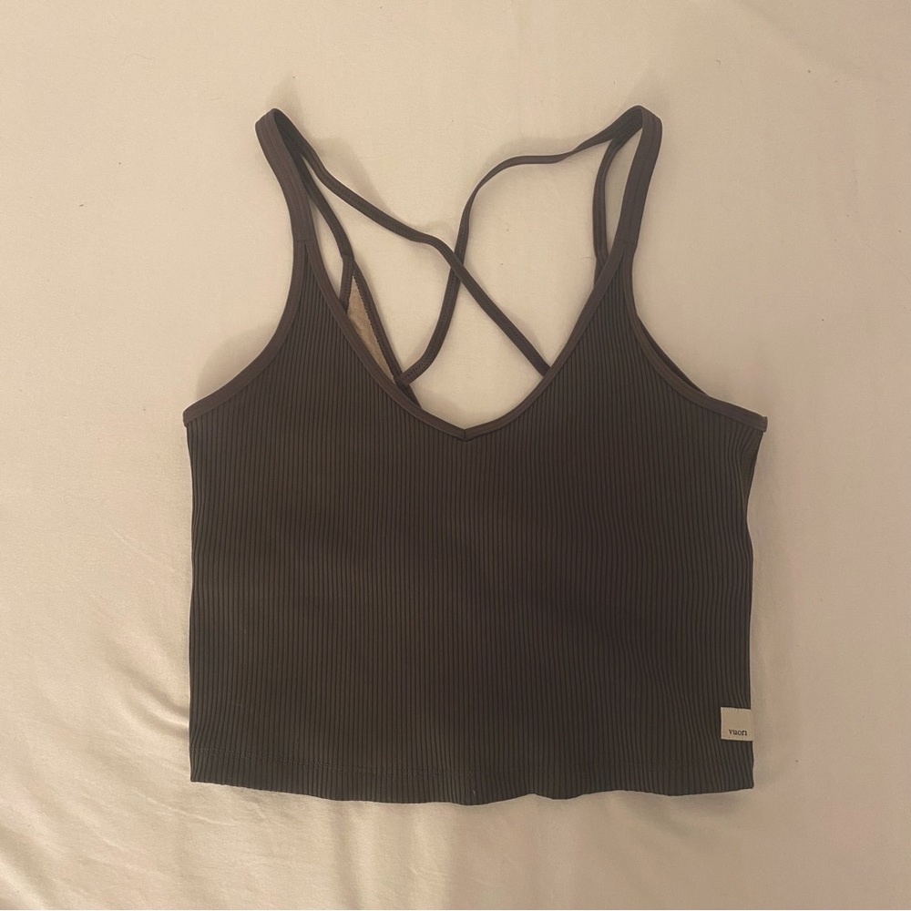 Vuori rib crop tank size Large